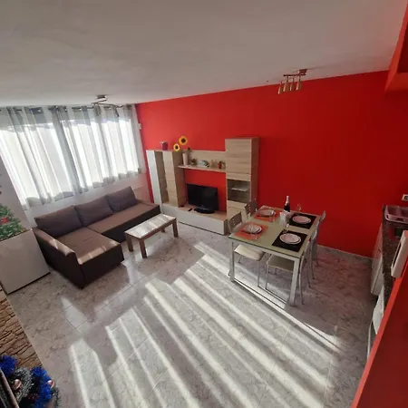 Apartamento Dúplex con terraza a 5 minutos de la playa *